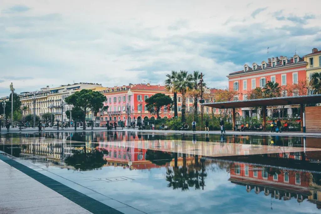 eSIM Nice - Achetez des données prépayées pour Nice, France
