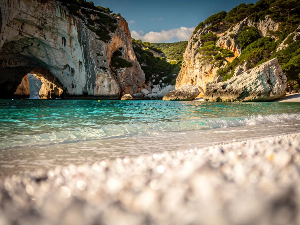 eSIM Sardaigne - Achetez des données prépayées pour Sardaigne, Italie