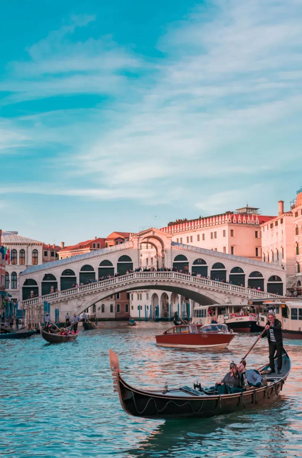 eSIM Venise - Achetez des données prépayées pour Venise, Italie