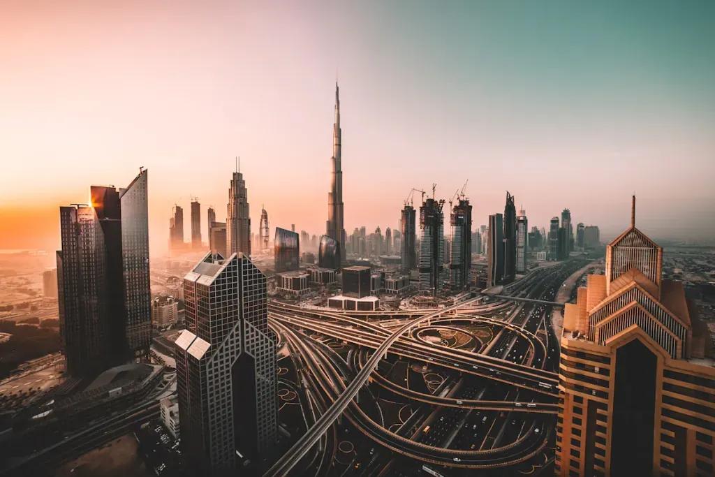 Destination de voyage Émirats arabes unis - Achetez un eSIM Émirats arabes unis pour internet mobile